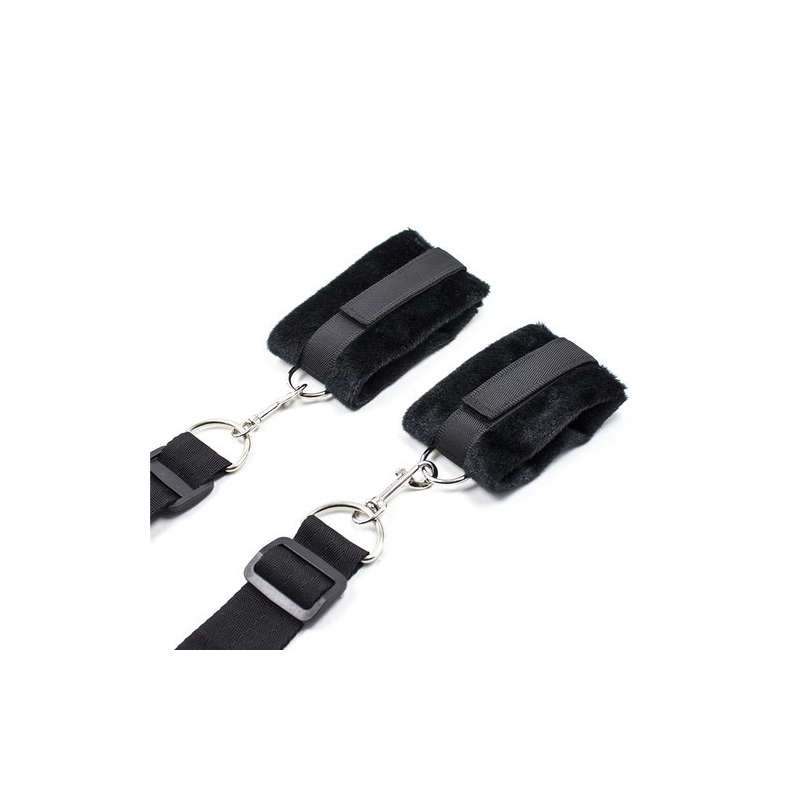 attaches fourrure pour le lit 2