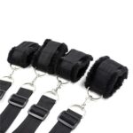 attaches fourrure pour le lit 4