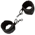 attaches sm collar body restraint boundless 2