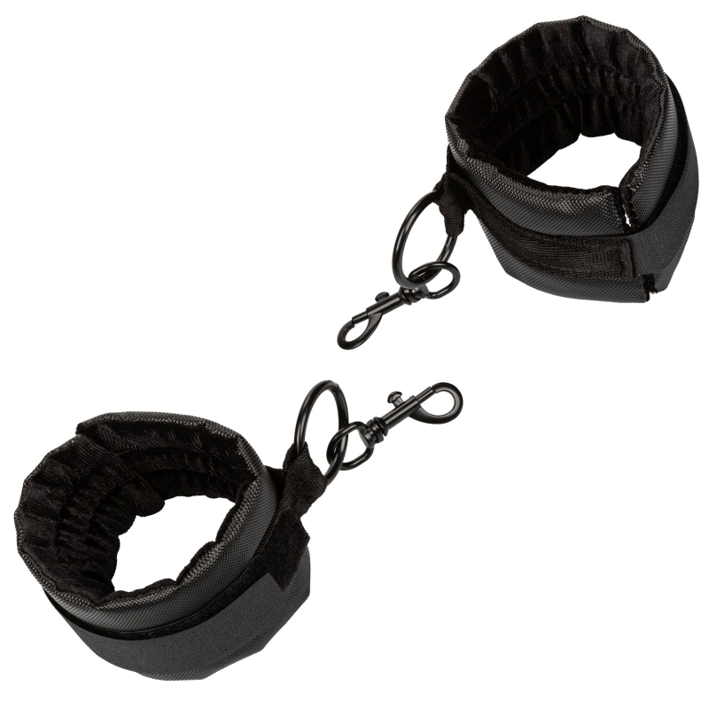 attaches sm collar body restraint boundless 2