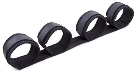 barre avec menottes spreader nylon noir