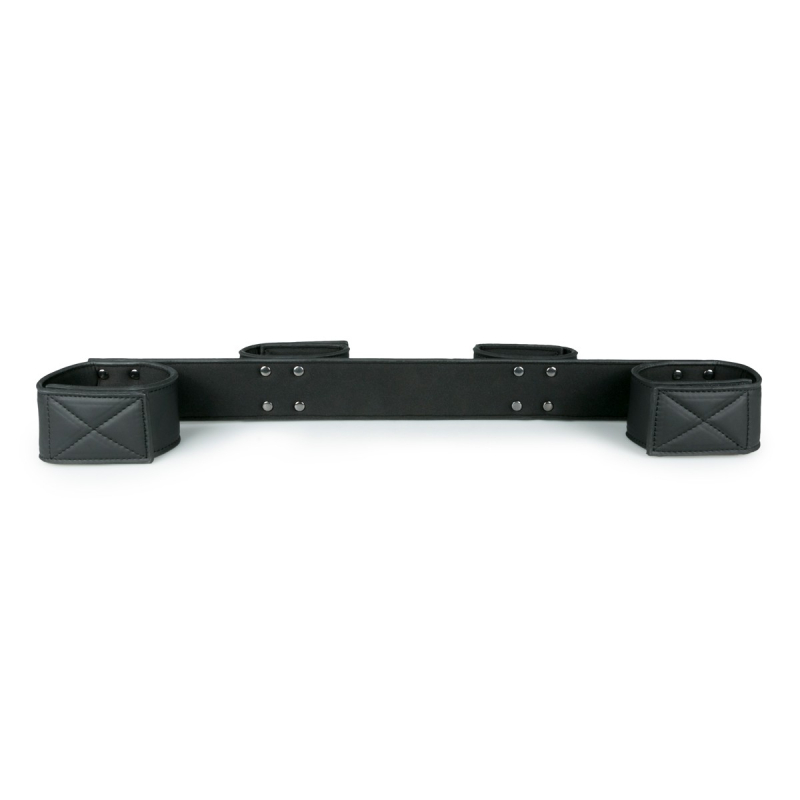 barre de bondage avec 4 menottes 3