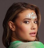 body decollete en v brianna dazzling avec strass facial 10