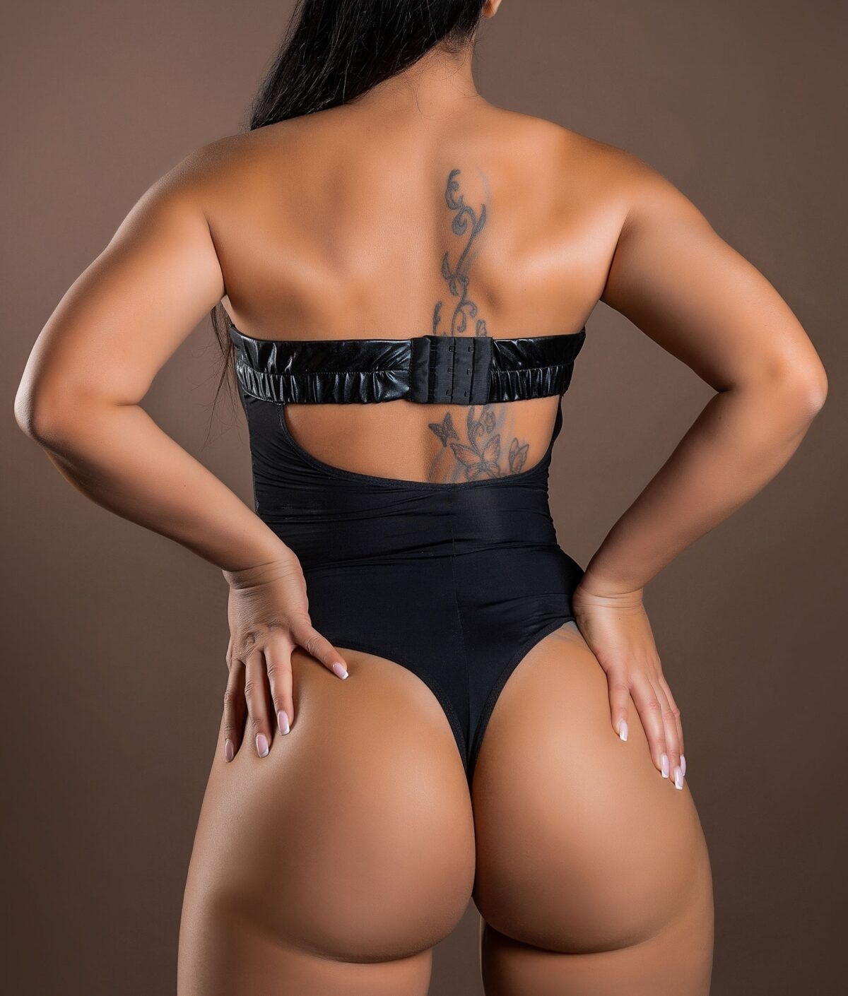 body wetlook noir 1
