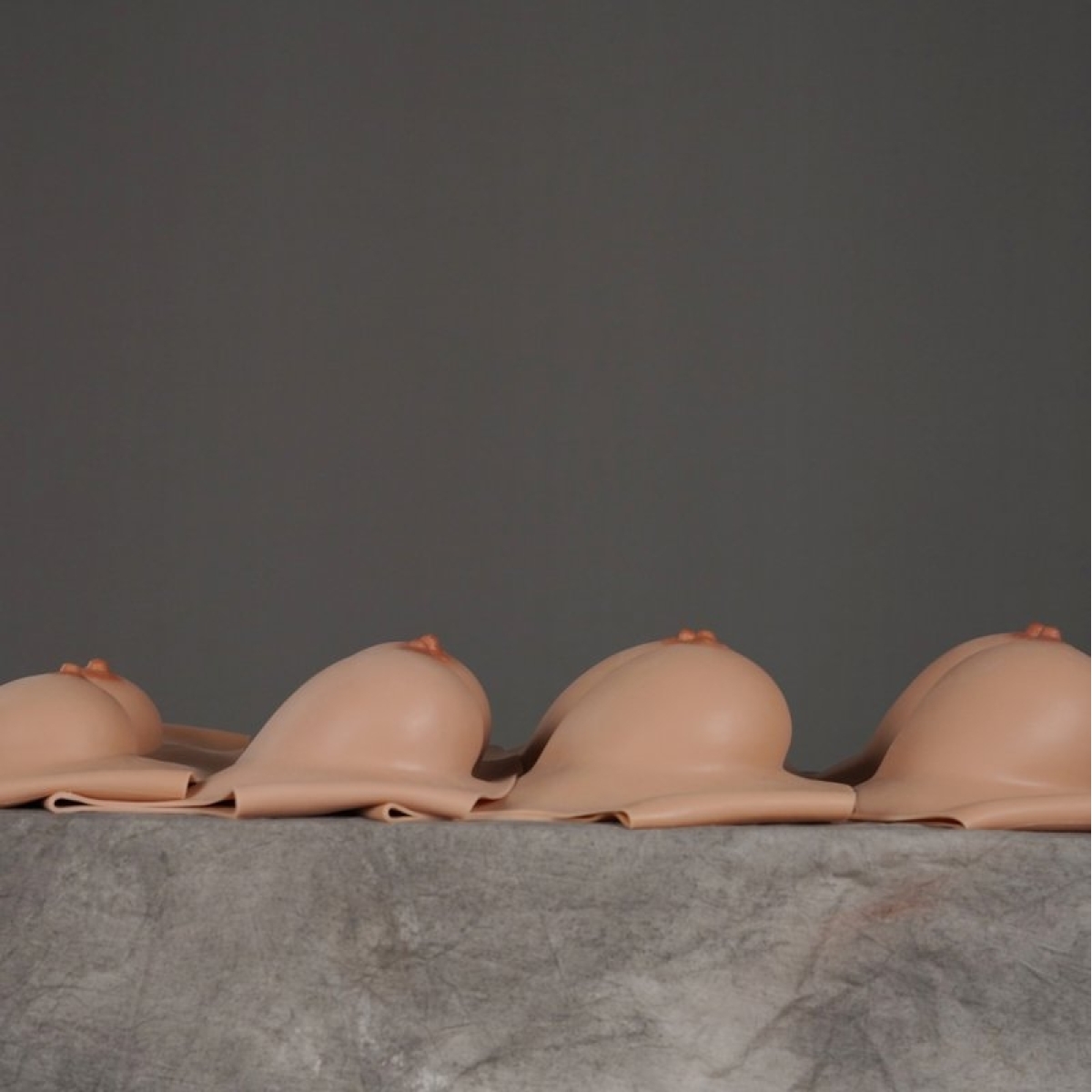 brassiere seins silicone bonnet d chair 4