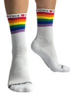 chaussettes blanches pride love sitges