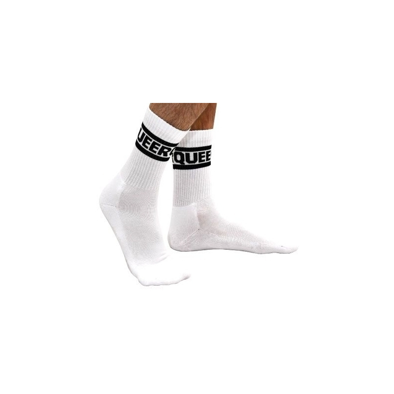 chaussettes blanches queer crew socks