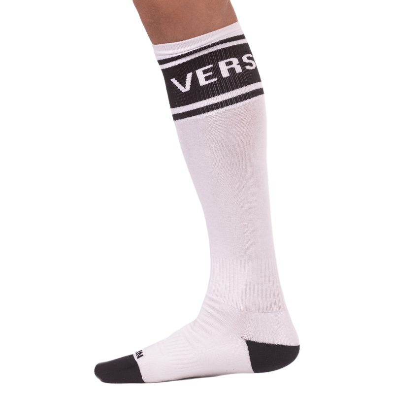 chaussettes hautes foot socks vers 1