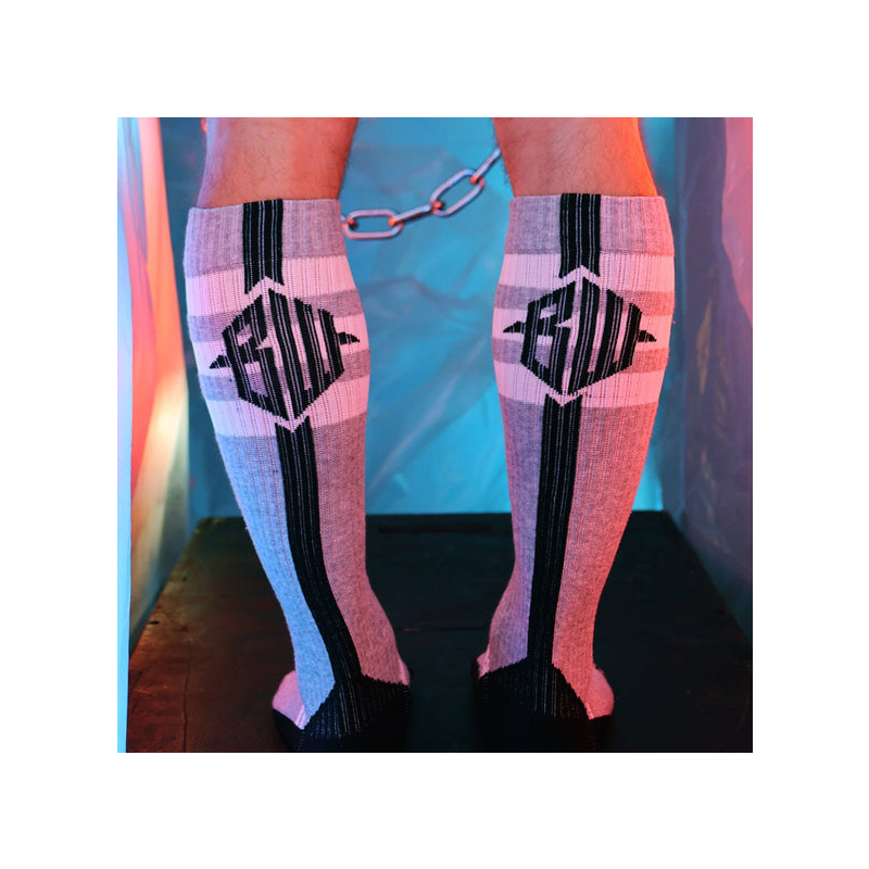 chaussettes hautes retro remix grises 1
