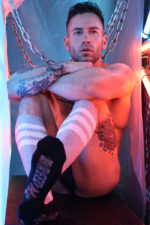 chaussettes hautes retro remix grises 2