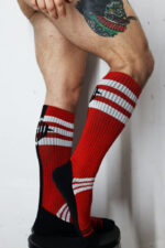 chaussettes hautes retro remix rouges 3