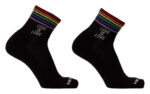 chaussettes love is love rainbow noir