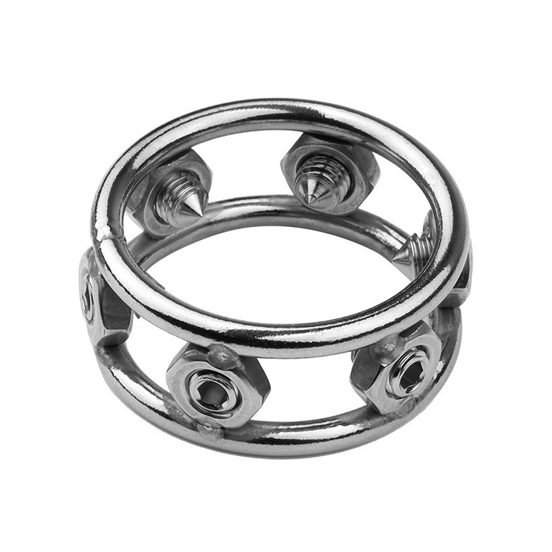 cockring en metal avec pics spikes steel