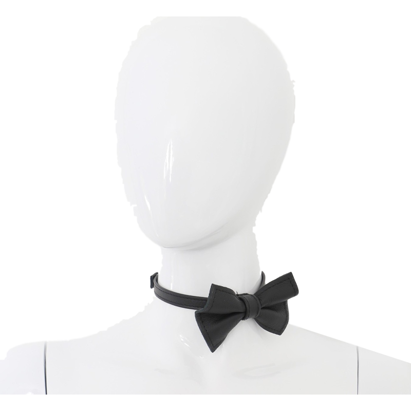 collier en cuir avec noeud papillon 1