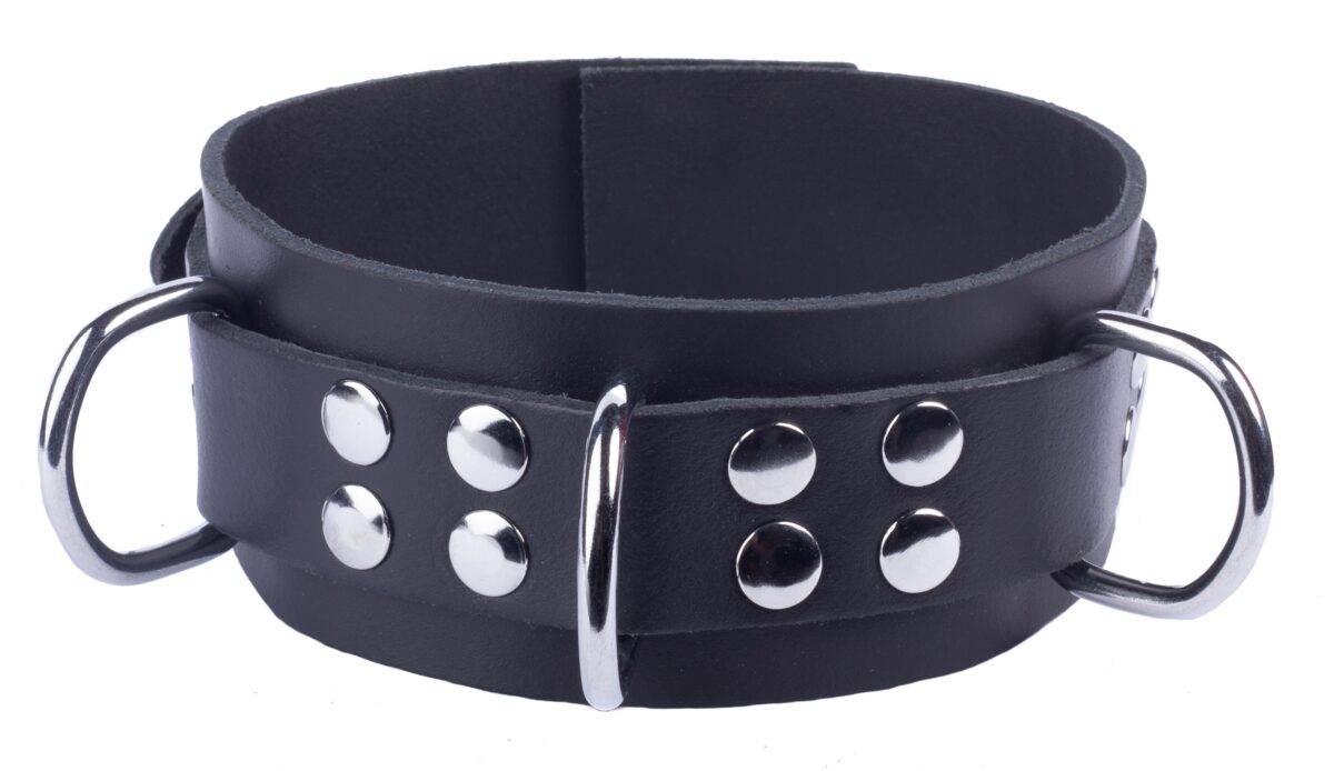 collier en cuir ultra noir scaled