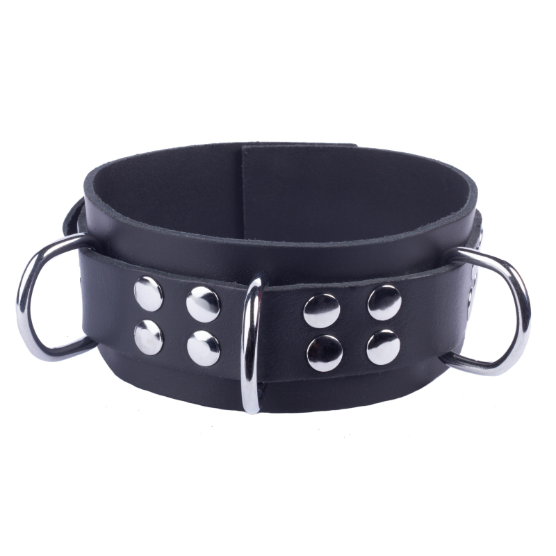 collier en cuir ultra noir scaled