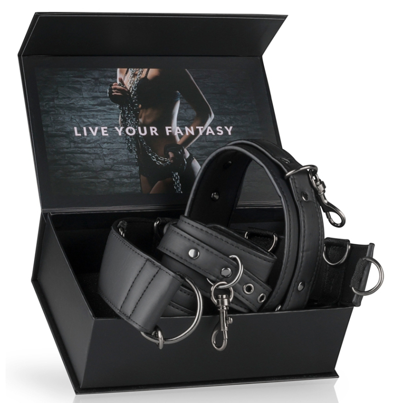 collier et menottes restraint set simili 8
