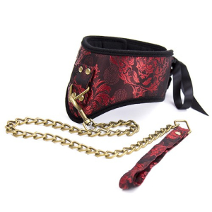 collier laisse scandal rouge