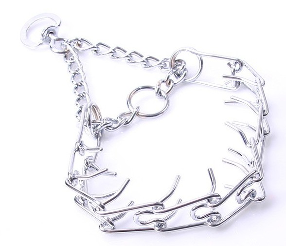 collier pin avec crochets en metal