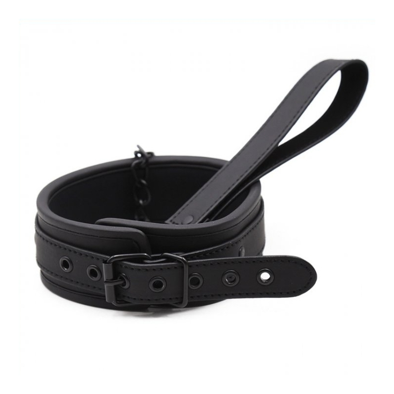 collier soumission avec laisse noir 1