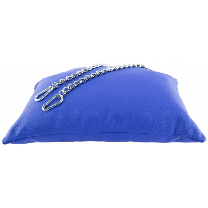 coussin en cuir 20 x 25cm chaines bleu 2