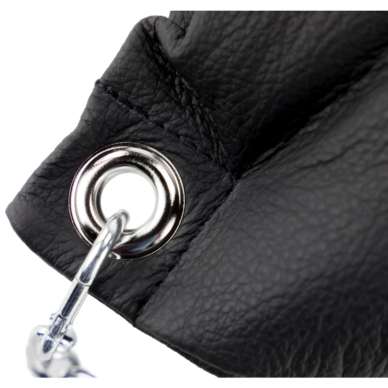 coussin en cuir 20 x 25cm chaines noir 4