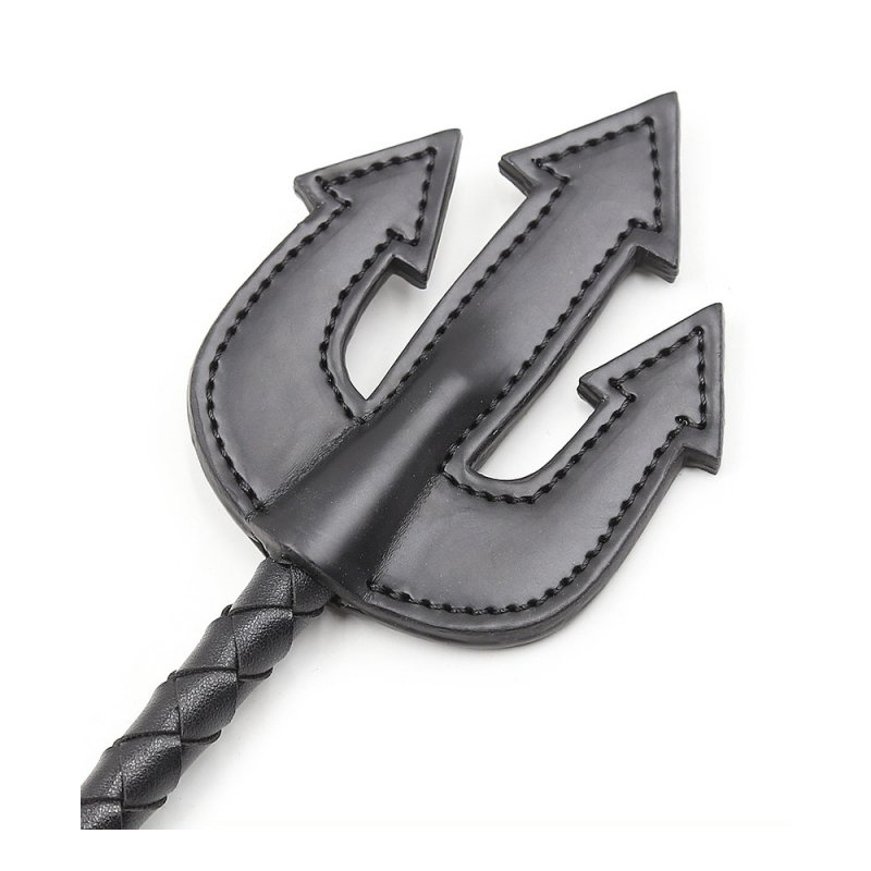 cravache trident 65cm noire 1