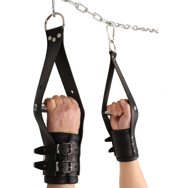 deluxe menottes suspension en cuir mains 6 scaled