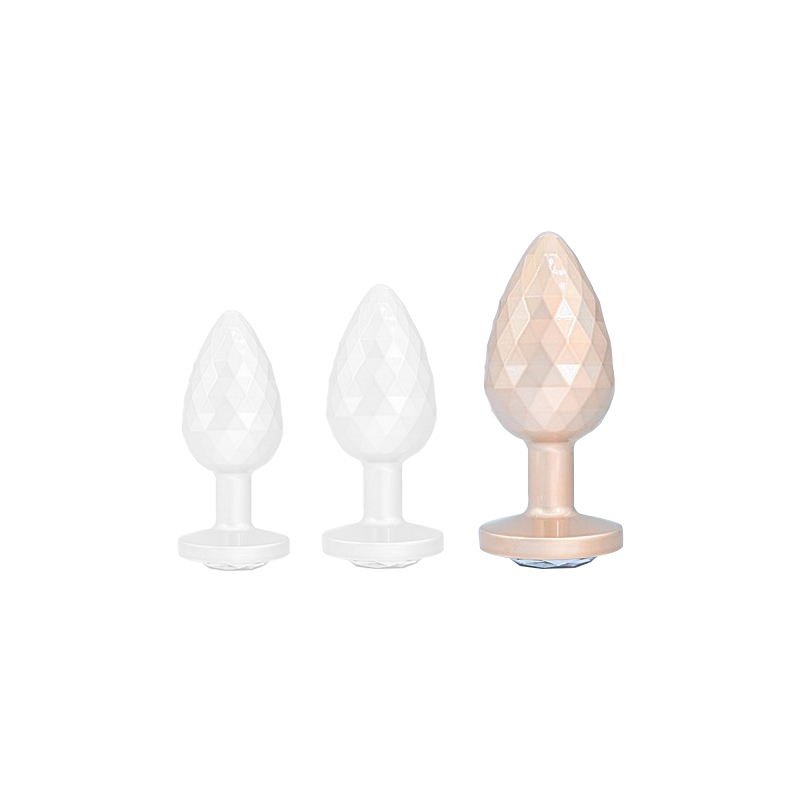 diamond pattern steel anal plug golden clear l