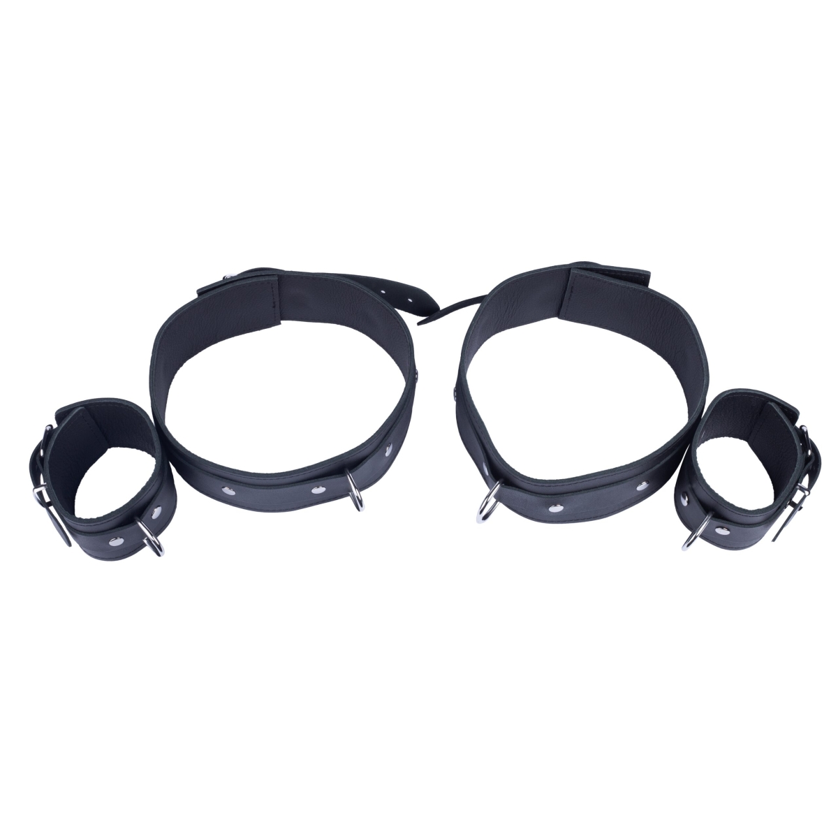 entraves en cuir cuisseschevilles 4 scaled