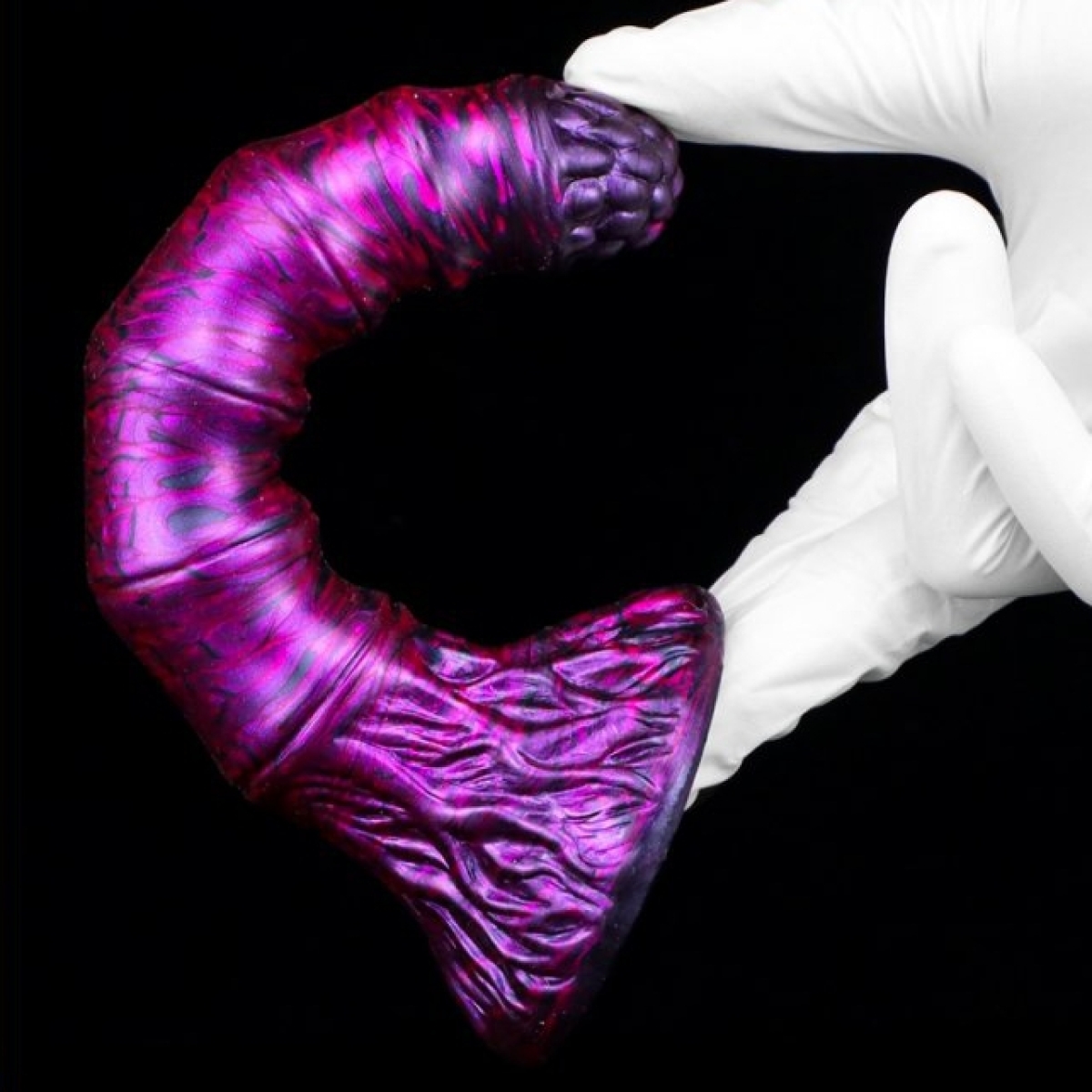 gode fantasy bamspin 15 x 33cm violet noir 2