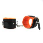 kit bondage 7 pieces noir orange 2