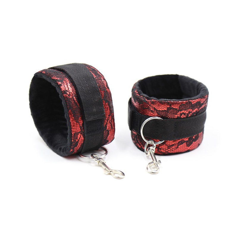 kit bondage collier menottes rouge 3