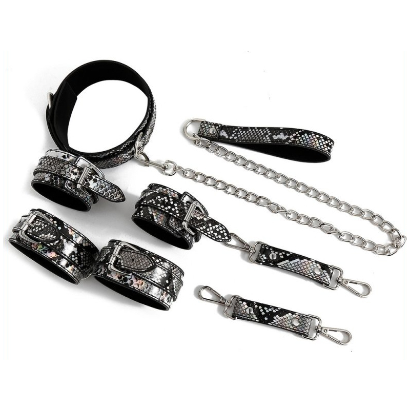 kit sm snakine collier et menottes noir argentes