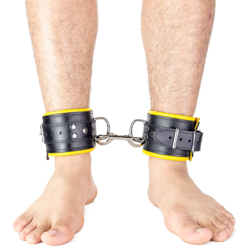 menotte pour pied en cuir rembourre noirjaune 10 scaled