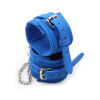 menottes bleues 3