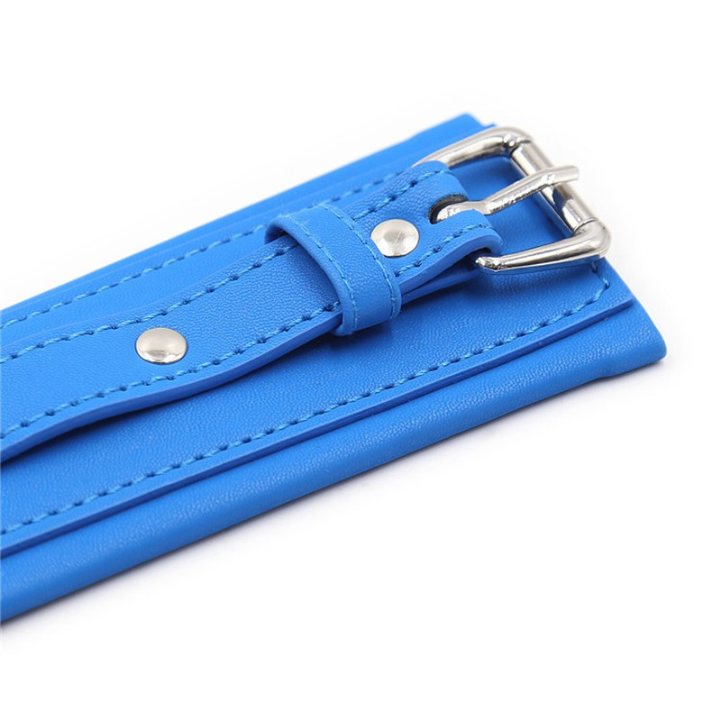 menottes bleues 4