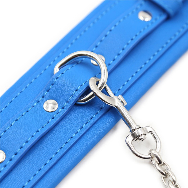 menottes bleues 6