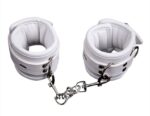 menottes de chevilles cuff bomb blanches 1 5