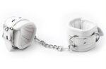 menottes de poignets cuff bomb blanches 1
