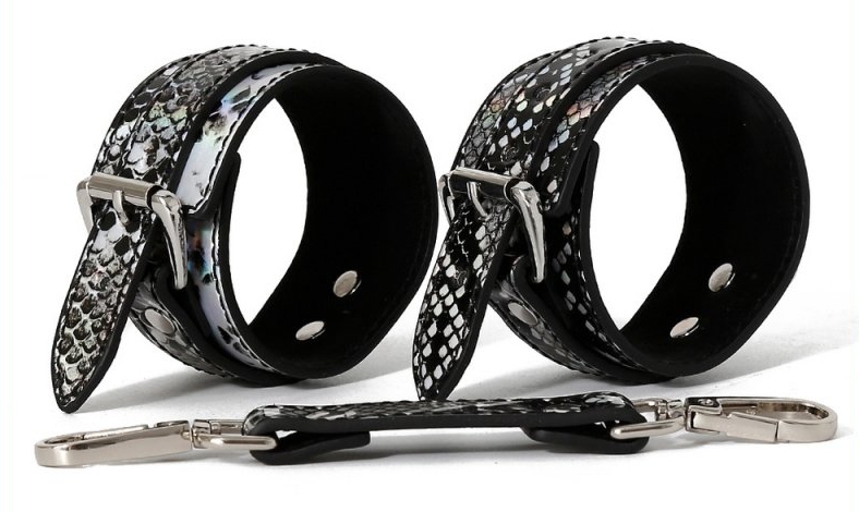 menottes de poignets snakine noir argente