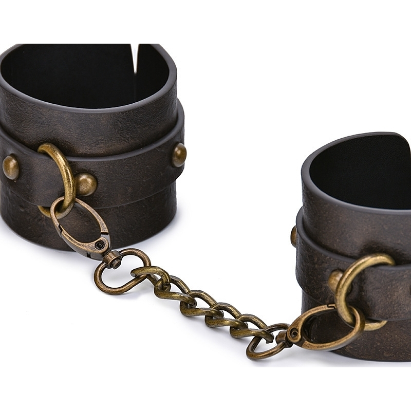 menottes de poignets vintagy 3