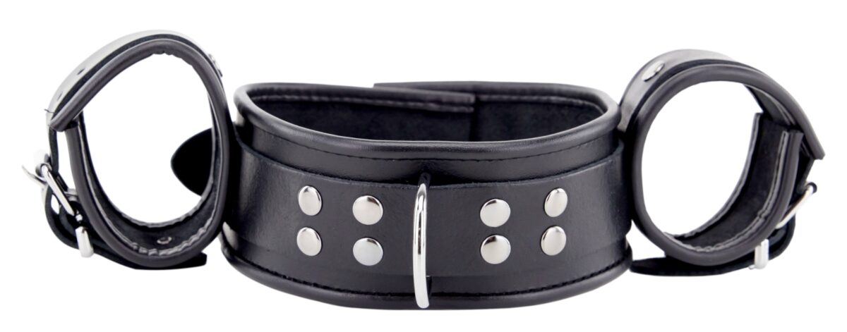 menottes de retenue cou mains en cuir 8 scaled