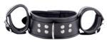 menottes de retenue cou mains en cuir 8 scaled