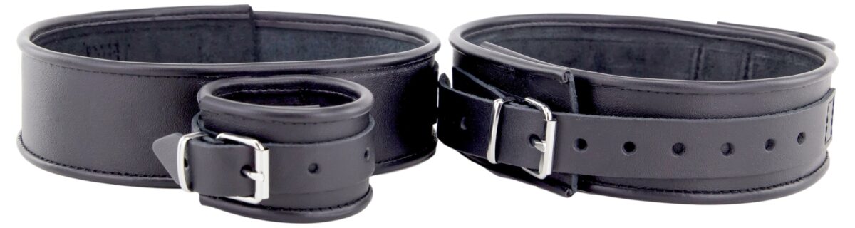 menottes de retenue cuisses mains en cuir 5 scaled