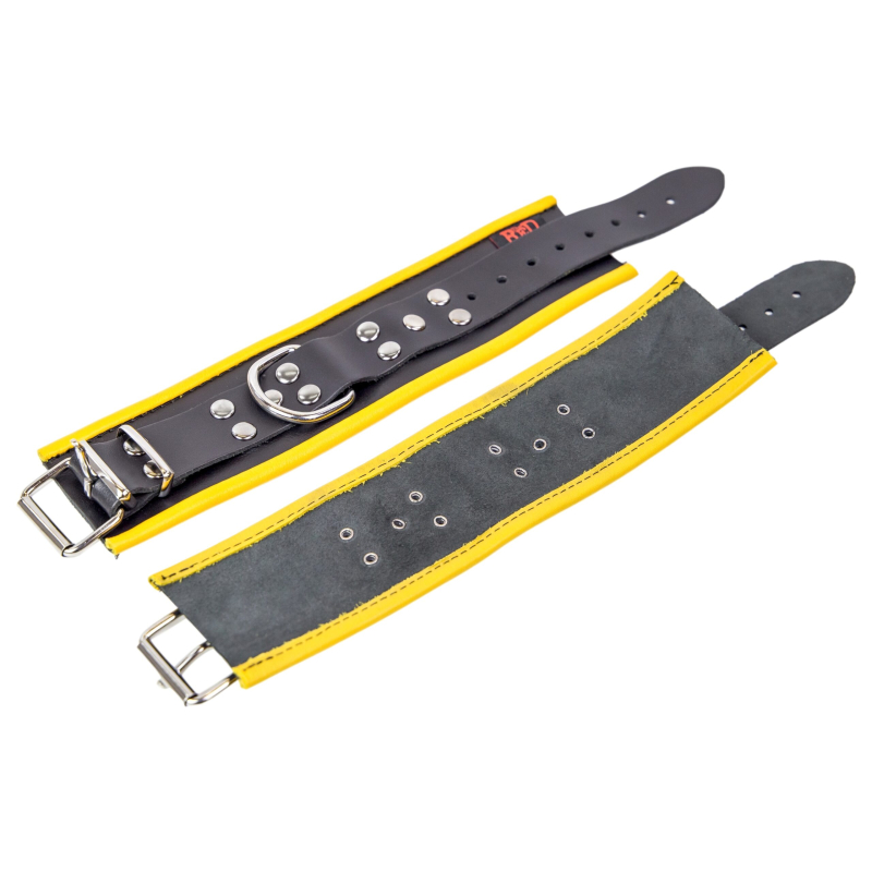 menottes en cuir pour chevilles noir jaune 2 scaled