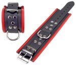 menottes en cuir pour poignets noir rouge 3