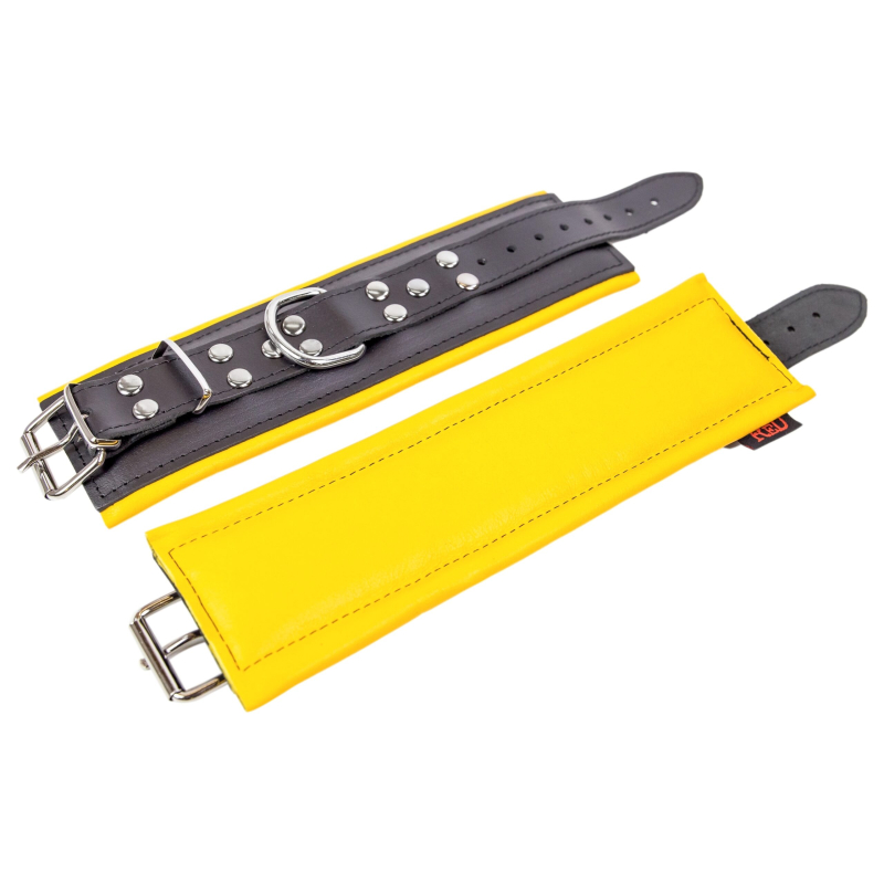 menottes en cuir rembourrees noir jaune 2 scaled