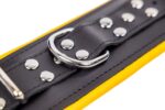 menottes en cuir rembourrees noir jaune 3 scaled