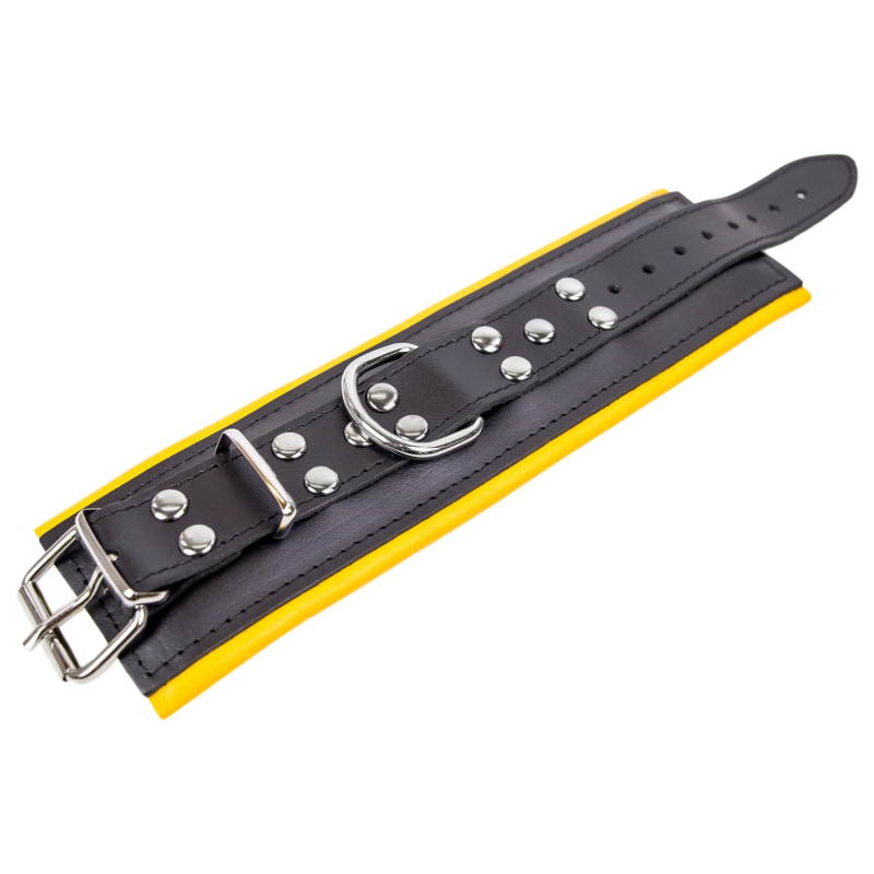 menottes en cuir rembourrees noir jaune 5 scaled